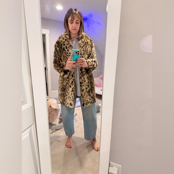 Zara Faux Fur Leopard Teddy - Picture 3 of 3